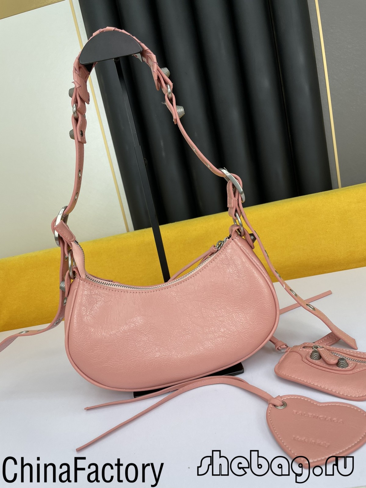 Копія сумки на плечі Balenciaga: Le Cagole (листопад 2021 р.)-Best Quality Fake Louis Vuitton Bag Online Store, Replica designer bag ru