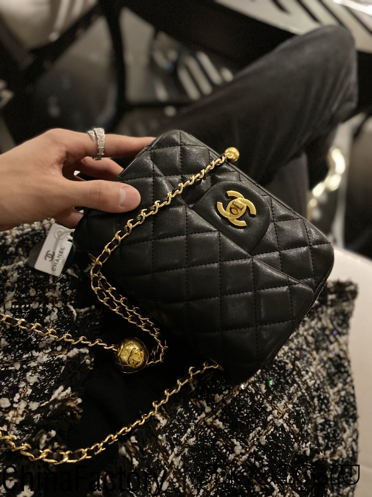 1:1 Chanel väska replika: klassisk flik med justerbar kedja (2022 hetaste)-Bästa kvalitet Fake Louis Vuitton Bag Online Store, Replica designer bag ru