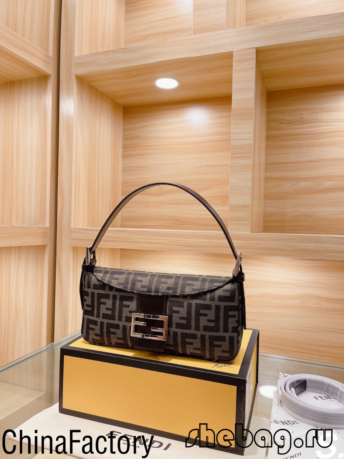 Beste Fendi-replika-vesker: Fendi Baguette (2022 Hottest)-Best Quality Fake Louis Vuitton Bag Nettbutikk, Replica designer bag ru