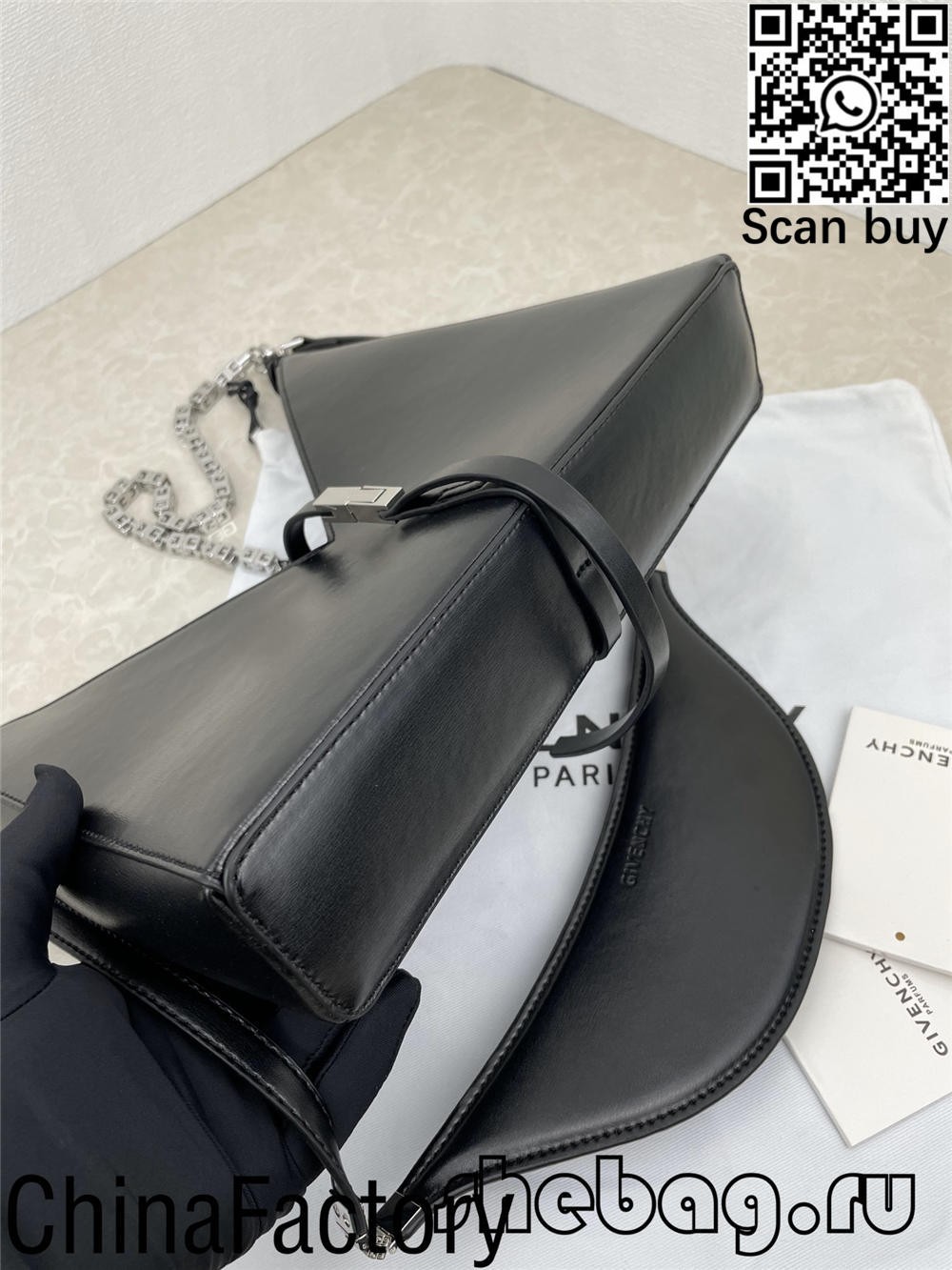 Replika e çantës së zezë Givenchy: Givenchy Cut-Out (2022 e përditësuar)-Dyqani në internet i çantave të rreme Louis Vuitton me cilësi më të mirë, kopje e çantës së stilistit ru