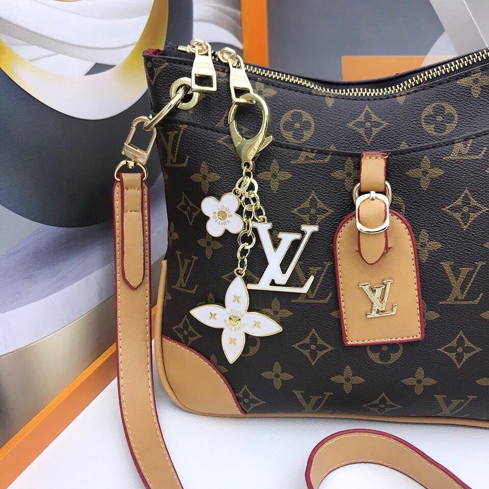 Kako nabaviti repliku privjesaka Louis Vuitton u Velikoj Britaniji? (Ažurirano 2022.)-Najkvalitetnija lažna Louis Vuitton torba na mreži, replika dizajnerske torbe ru