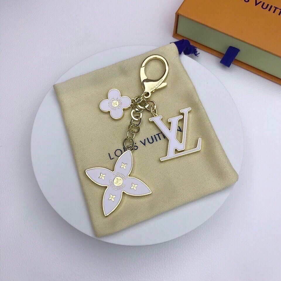 How to get Louis Vuitton bag charms replica in UK? (2022 updated)-Best Quality Fake Louis Vuitton Bag Online Store, Replica designer bag ru