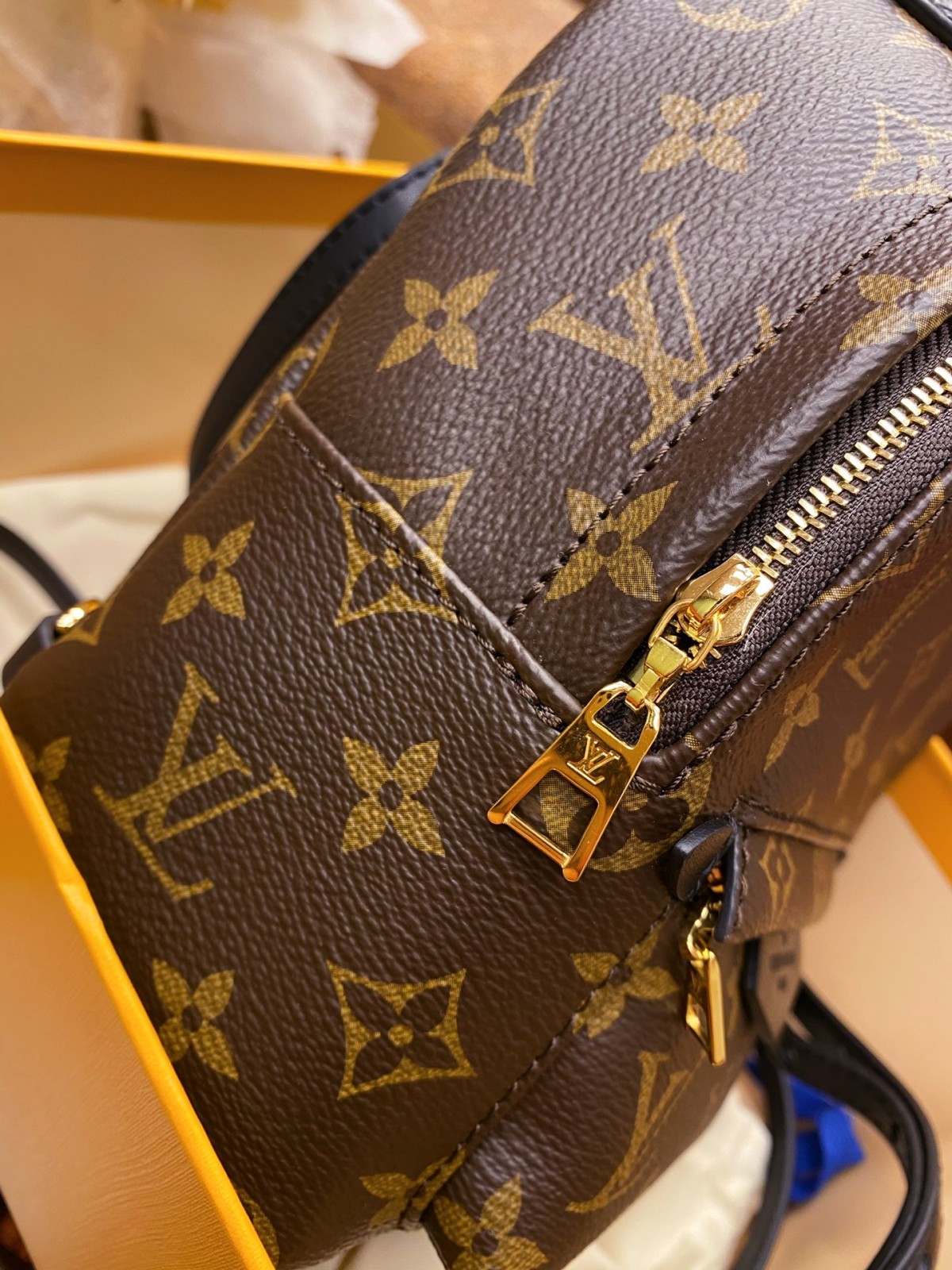Louis Vuitton mabhegi backpack replica wongororo (2022 yakagadziridzwa)-Best Quality Fake Louis Vuitton Bag Online Store, Replica designer bag ru