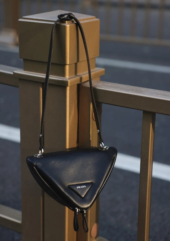 Nangungunang 3 pinakamabentang Prada replica bag na bibilhin (2022 Pinakabago)-Pinakamahusay na Marka ng Fake Louis Vuitton Bag Online Store, Replica designer bag ru