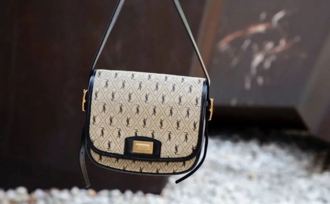 Die Saint Laurent Monogram All Over-Serie von Replik-Taschen ist die kaufwürdigste (Ausgabe 2022) - Beste Qualität im Online-Shop für gefälschte Louis Vuitton-Taschen, Replik-Designer-Tasche ru