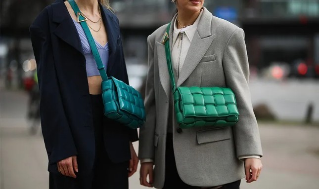 Дэниэл Ли ушел! Спешите купить копии сумок Bottega Veneta! (Обновление 2022 г.) - Интернет-магазин поддельных сумок Louis Vuitton лучшего качества, Реплика дизайнерской сумки ru