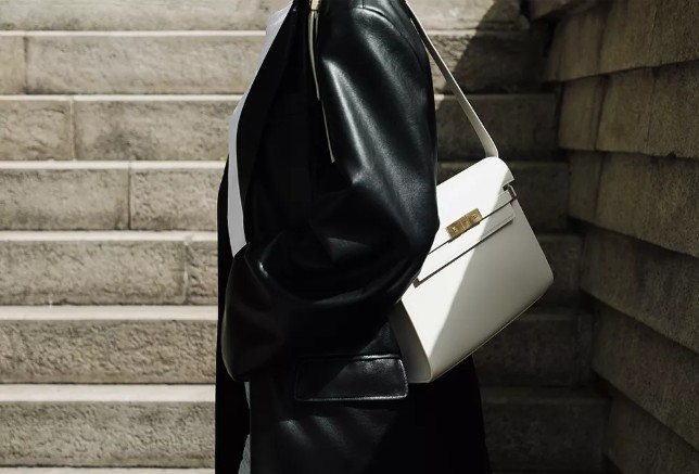 Одна из самых популярных копий сумок Saint Laurent: Manhattan (выпуск 2022 г.) - интернет-магазин поддельных сумок Louis Vuitton лучшего качества, дизайнерская сумка Replica ru