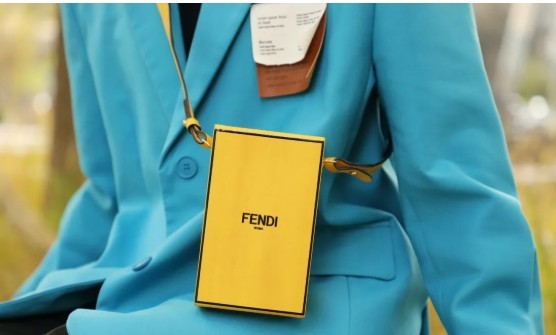 最值得購買的 Fendi 包包之一：Pack（2022 更新）-Best Quality Fake Louis Vuitton Bag Online Store, Replica Designer bag ru