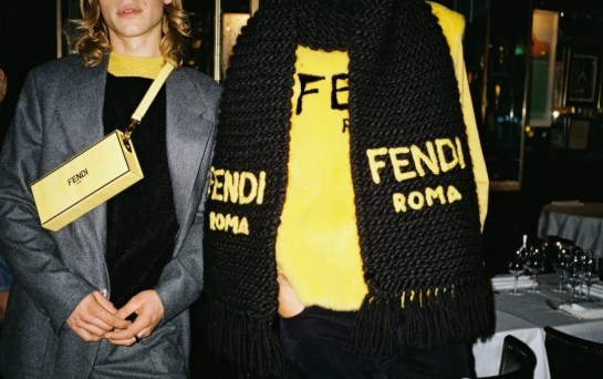 Сатып алуға болатын Fendi репликасының ең жақсы сөмкелерінің бірі: Пакет (2022 ж. жаңартылған) - Ең жақсы сапалы жалған Louis Vuitton сөмкесінің интернет-дүкені, Replica дизайнерлік сөмкесі ru