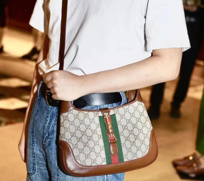 Y 6 bag replica mwyaf gwerth chweil i’w prynu (2022 wedi’i ddiweddaru)-Best Quality Fake Louis Vuitton Bag Online Store, Replica designer bag ru