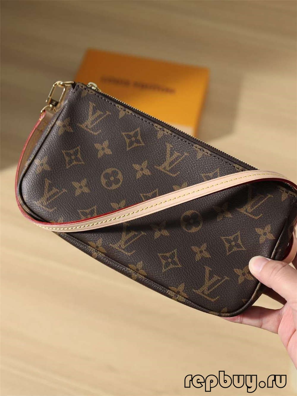 Louis Vuitton M40712 Pochette Top Replica Handbag (2022 Updated)-সেরা মানের নকল লুই Vuitton ব্যাগ অনলাইন স্টোর, রেপ্লিকা ডিজাইনার ব্যাগ RU