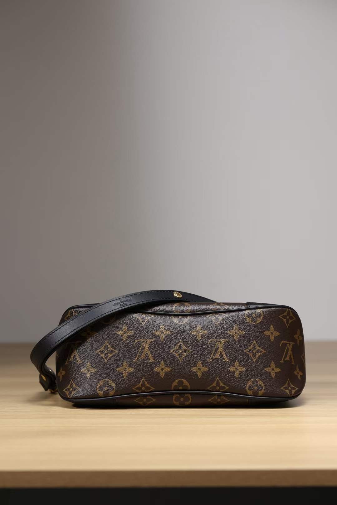 Louis Vuitton M45831 BOULOGNE Replica Top Çanta dore (2022 e përditësuar)-Dyqani në internet i çanta Louis Vuitton Fake me cilësi më të mirë, kopje e çantës së stilistit ru