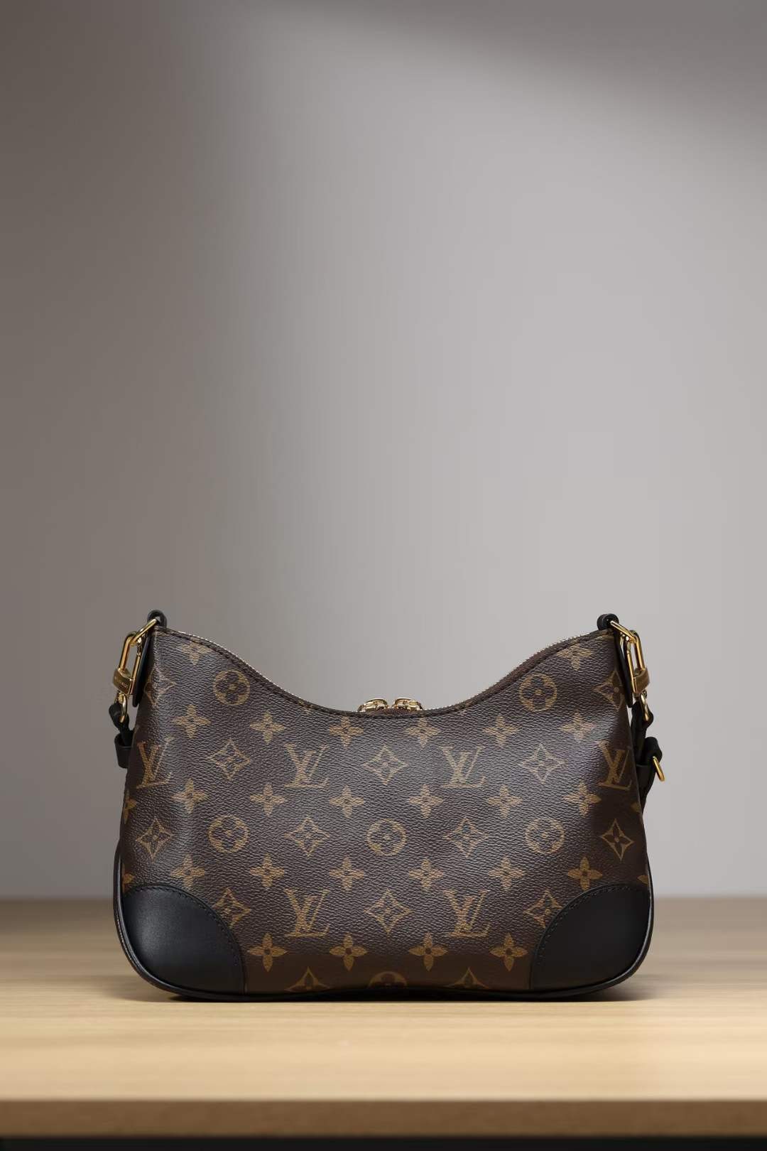 Louis Vuitton M45831 BOULOGNE Baga-làimhe mac-samhail as fheàrr (2022 air ùrachadh) - baga-làimhe meallta Louis Vuitton den chàileachd as fheàrr stòr air-loidhne, mac-samhail baga dealbhaidh ru