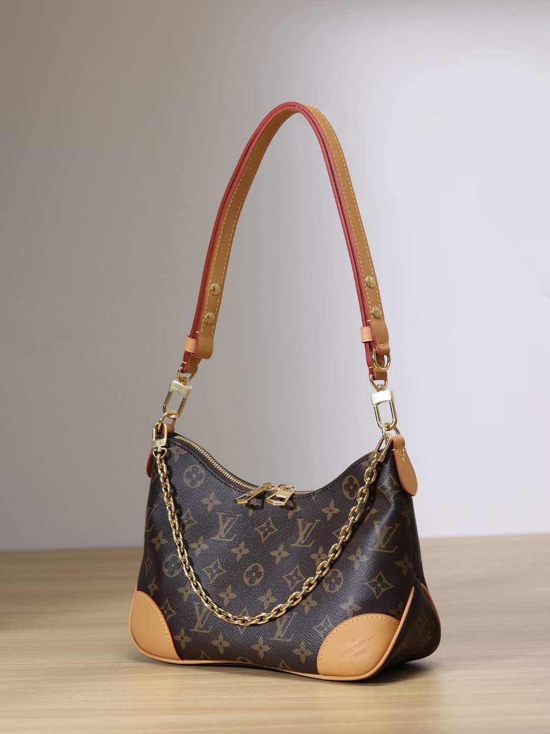 Louis Vuitton M45832 Boulogne Sab saum toj Replica Handbag Zuag Qhia Tag Nrho Cov Ntsiab Lus (2022 Tsab)-Qhov Zoo Tshaj Plaws Louis Vuitton Hnab Online Khw, Replica designer hnab ru