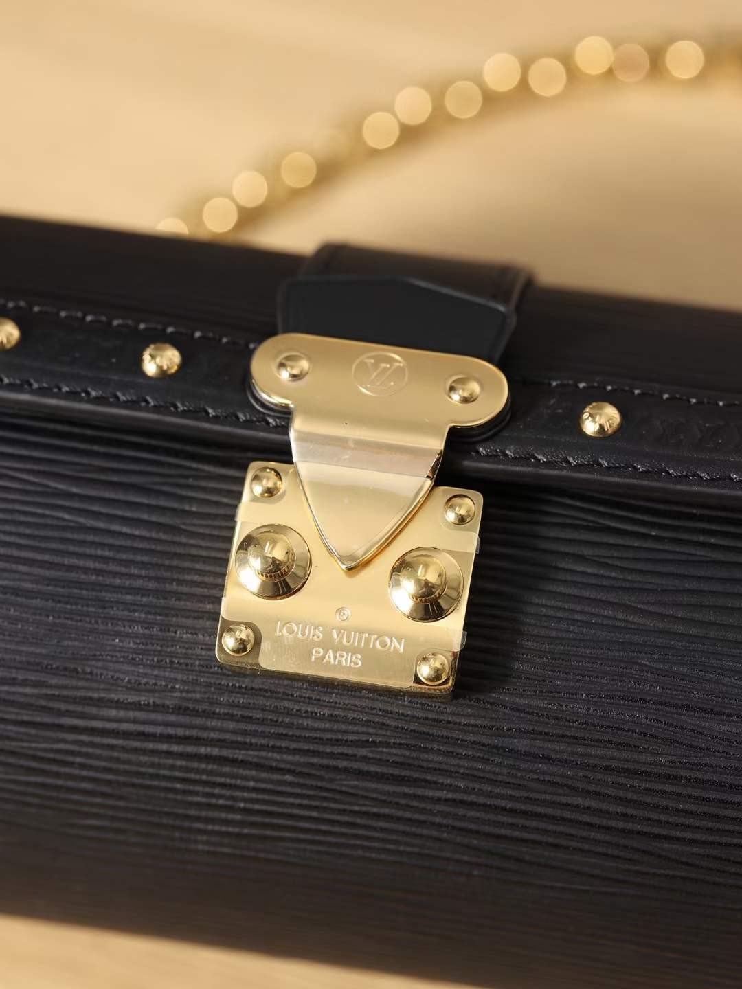 Louis Vuitton M58655 Papillon Trunk top rèpliques de bosses, detalls generals exclusius dels productes del canal (especial 2022)-Botiga en línia de bosses falses de Louis Vuitton de millor qualitat, bossa de dissenyador de rèplica ru