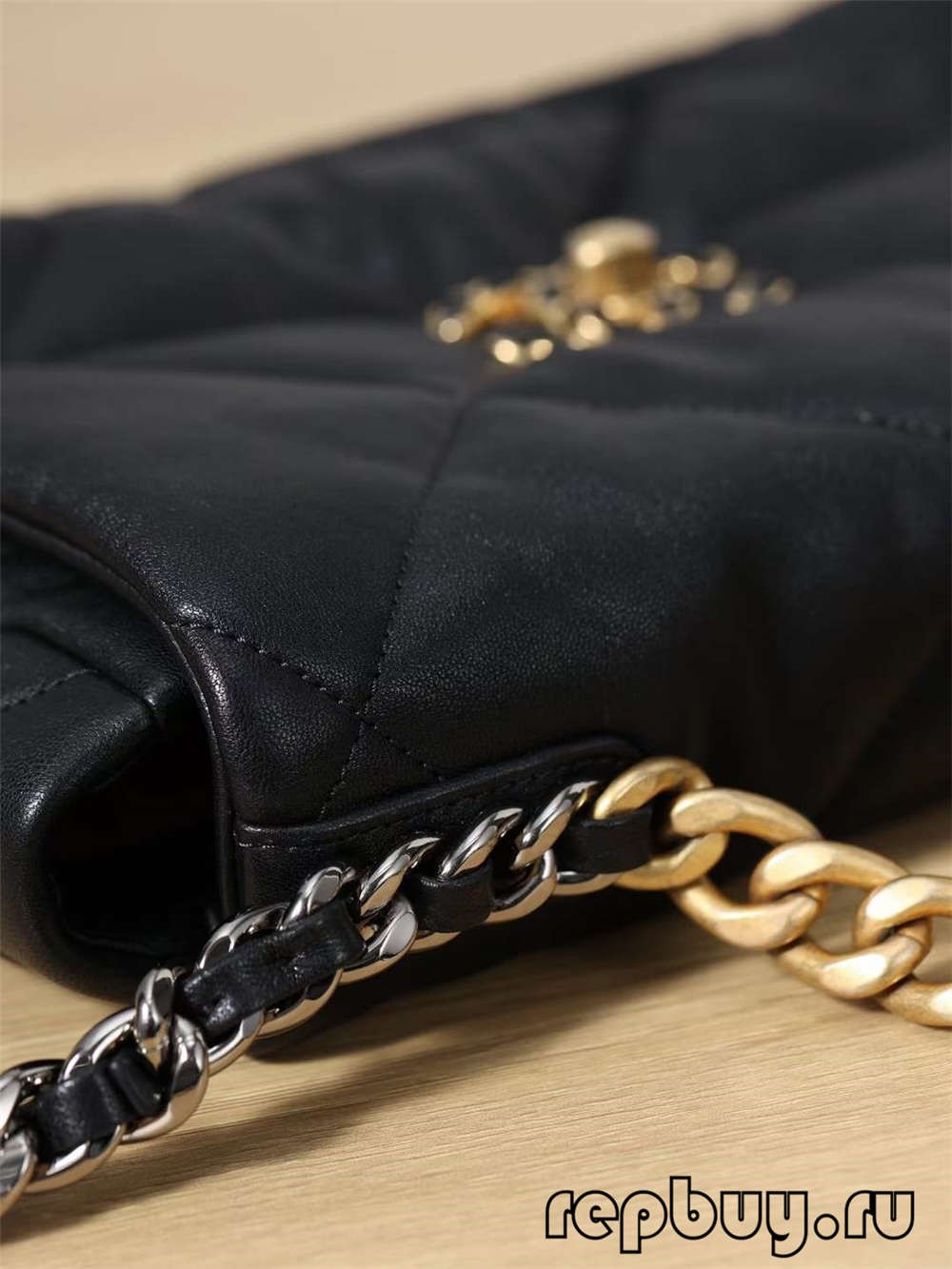 Chanel 19 schwarze goldene Schnalle Top Replik Taschen Details (2022 Neueste)-Beste Qualität Fake Louis Vuitton Bag Online Store, Replik Designer Tasche ru