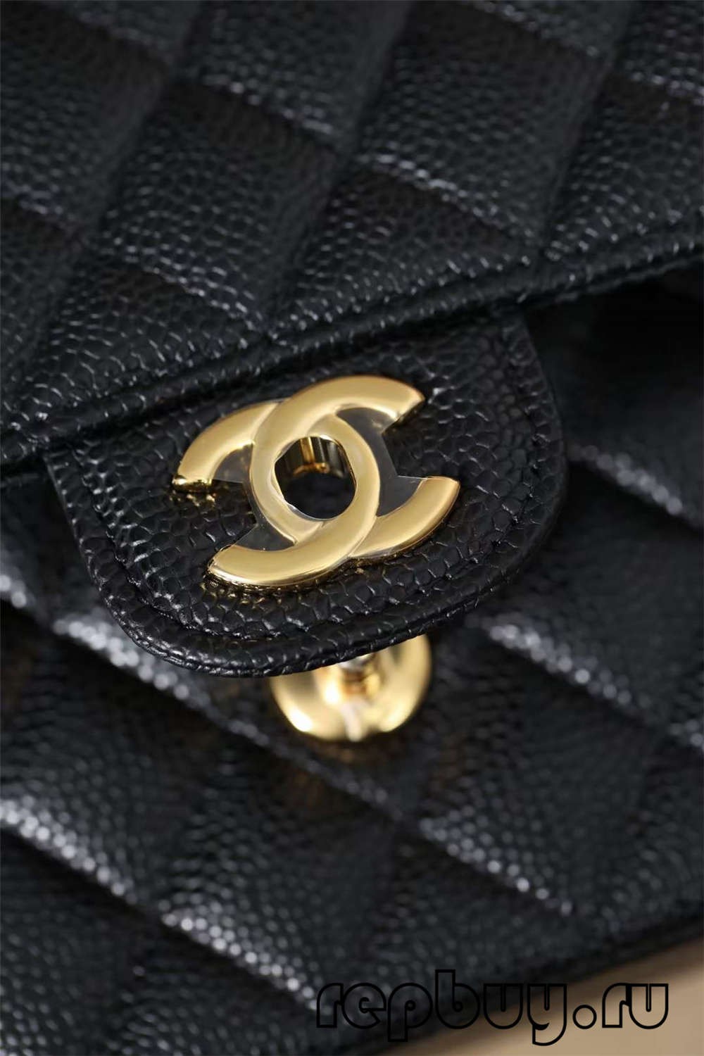 CHANEL Classic Flap Black Gold Buckle 25cm Top Replica Bag Shoulder Strap and Hardware Details (2022 Updated)-Best Quality Fake Louis Vuitton Bag Online Store, Replica designer bag ru