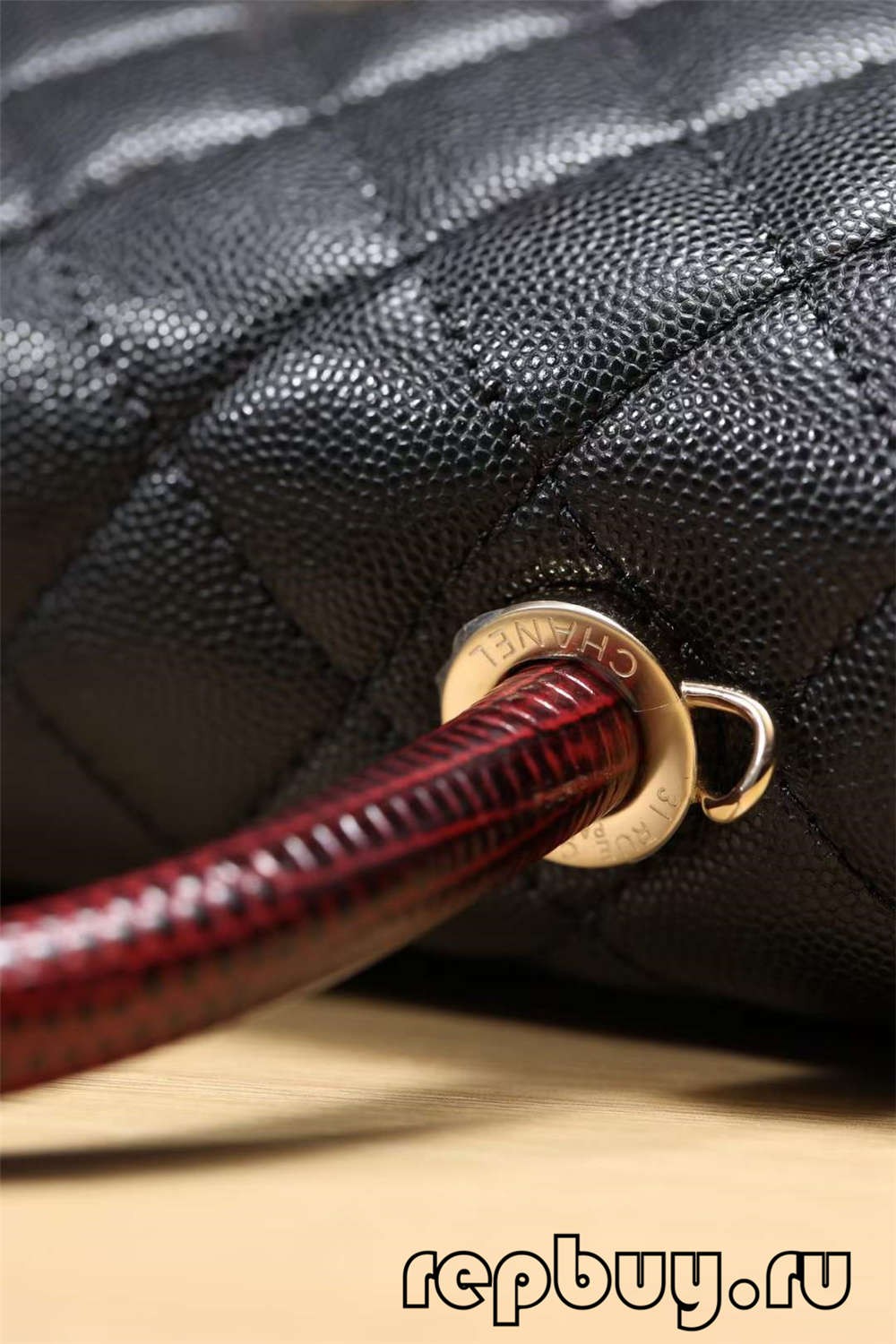 Chanel Coco Handle réplica superior de bolsos de fibela de ouro negro hardware e detalles do asa (actualizado en 2022) - Tenda en liña de bolsas Louis Vuitton falsas de mellor calidade, réplica de bolsas de deseño ru