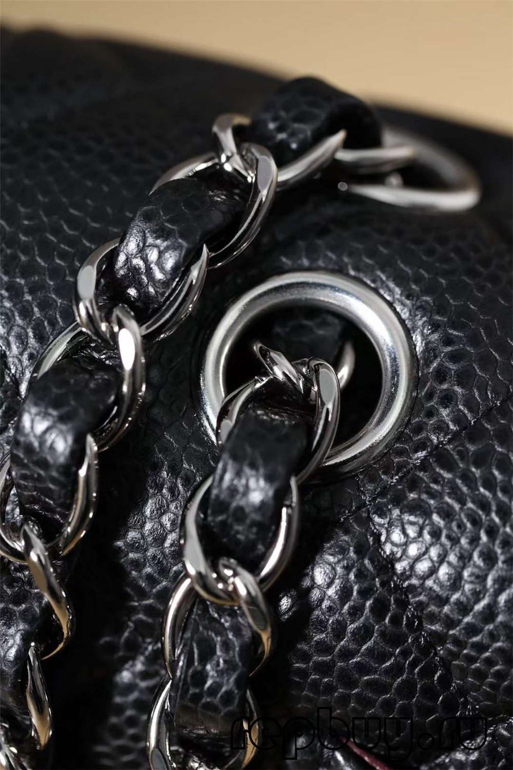 CHANEL Classic Flap Top Replica Tasker Sort Sølv Spænde 25cm Skulderrem og Logo Detaljer (2022 Seneste)-Bedste kvalitet Fake Louis Vuitton Taske Online Store, Replica designer taske ru