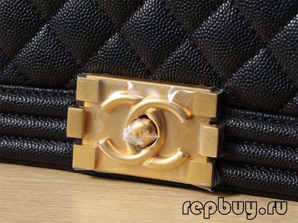 Chanel Le boy top réplique sacs à main petit détail de loquet à boucle dorée (mise à jour 2022)-Best Quality Fake Louis Vuitton Bag Online Store, Replica designer bag ru