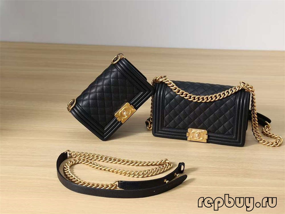 Chanel Le boy medium gold buckle and small gold buckle comparison (2022 Edition)-Best Quality Fake Louis Vuitton Bag Online Store, Replica designer bag ru