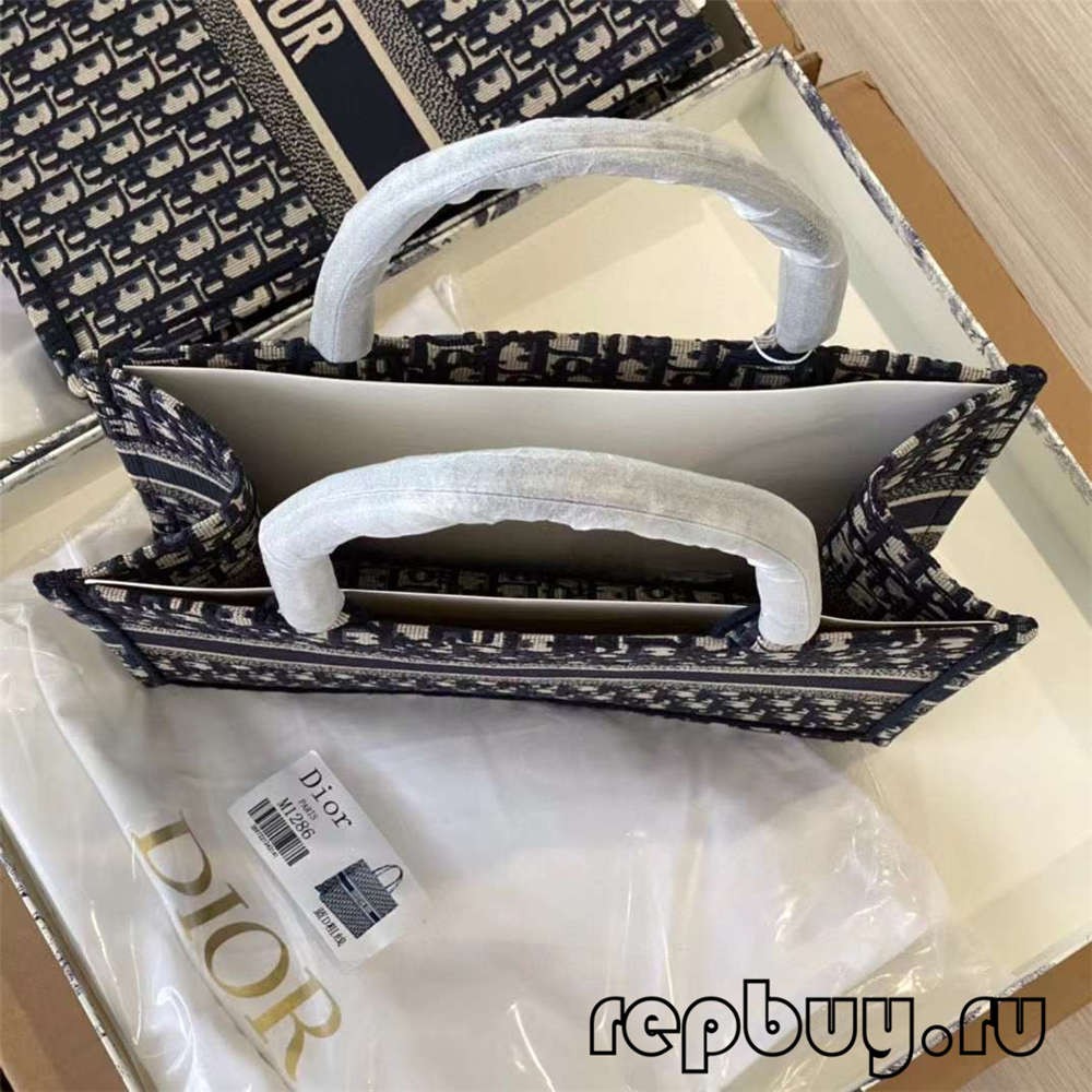 Dior Book Tote Top kopi sak gwo ak ti gwosè konparezon (2022 Dènye) - Pi bon kalite fo Louis Vuitton Bag Online Store, Replica designer bag ru