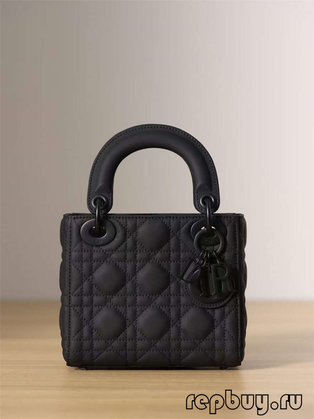 LADY DIOR Mini Black Top Réplica de bolso de cuero de vaca mate (especial 2022)-Mejor calidad Fake Louis Vuitton Bag Online Store, Replica designer bag ru