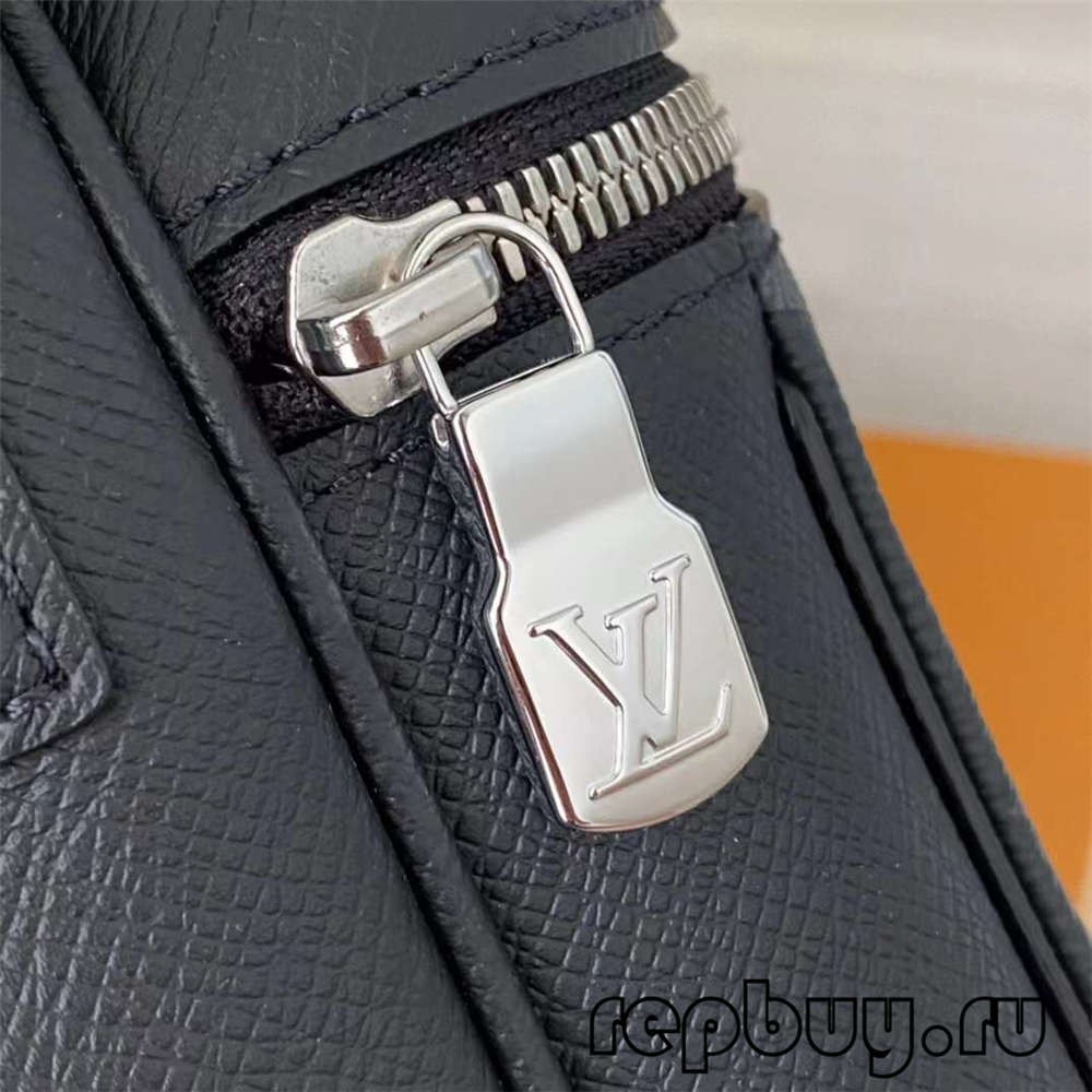 Louis Vuitton M30233 KANPOKO goiko erreplika mezulari poltsa gizonentzat Hardware eta jostura xehetasunak (2022 edizioa)-Kalitate onena Louis Vuitton poltsa faltsuen lineako denda, diseinatzaile poltsa erreplika ru