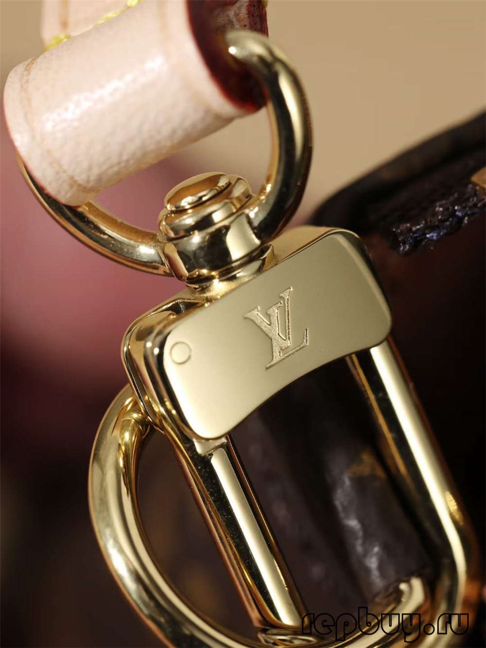 Louis Vuitton M40712 Pochette Aukabúnaður toppur eftirmynd handtöskur Rennilás smáatriði (2022 uppfært)-Bestu gæði falsaða Louis Vuitton taska netverslun, eftirmynd hönnuðatösku ru