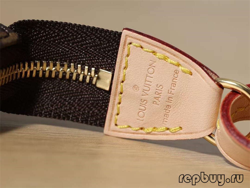 Лепшыя копіі сумак Louis Vuitton M40712 Pochette Accessoires. Лагатып і дэталі абсталявання.