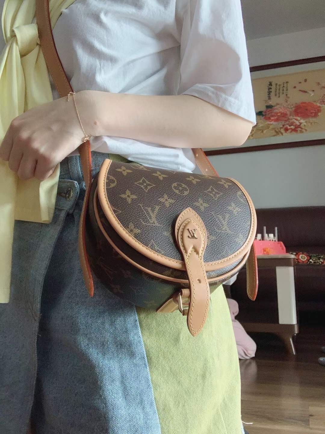Louis Vuitton M44860 Tambourin Top Replica Handbag Top Result (2022 Edition)-Best Quality Fake Louis Vuitton Bag Online Store, Replica designer bag ru