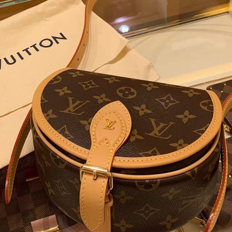 Louis Vuitton M44860 Tambourin Top Replica Handbag view (2022 Updated)-Best Quality Fake Louis Vuitton Bag Online Store, Replica designer bag ru