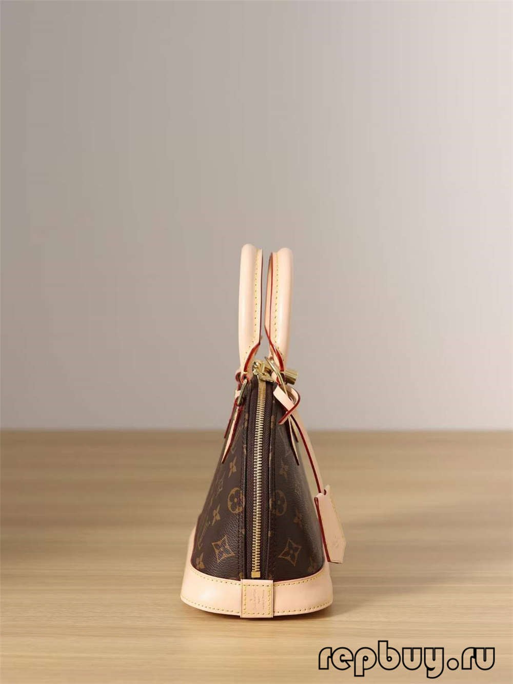 Louis Vuitton M53152 Alma BB çenteyên replika yên bi kalîteya jorîn (2022 Taybet)-Kalîteya herî çêtirîn Fake Louis Vuitton Bag Bag, Replica designer bag ru