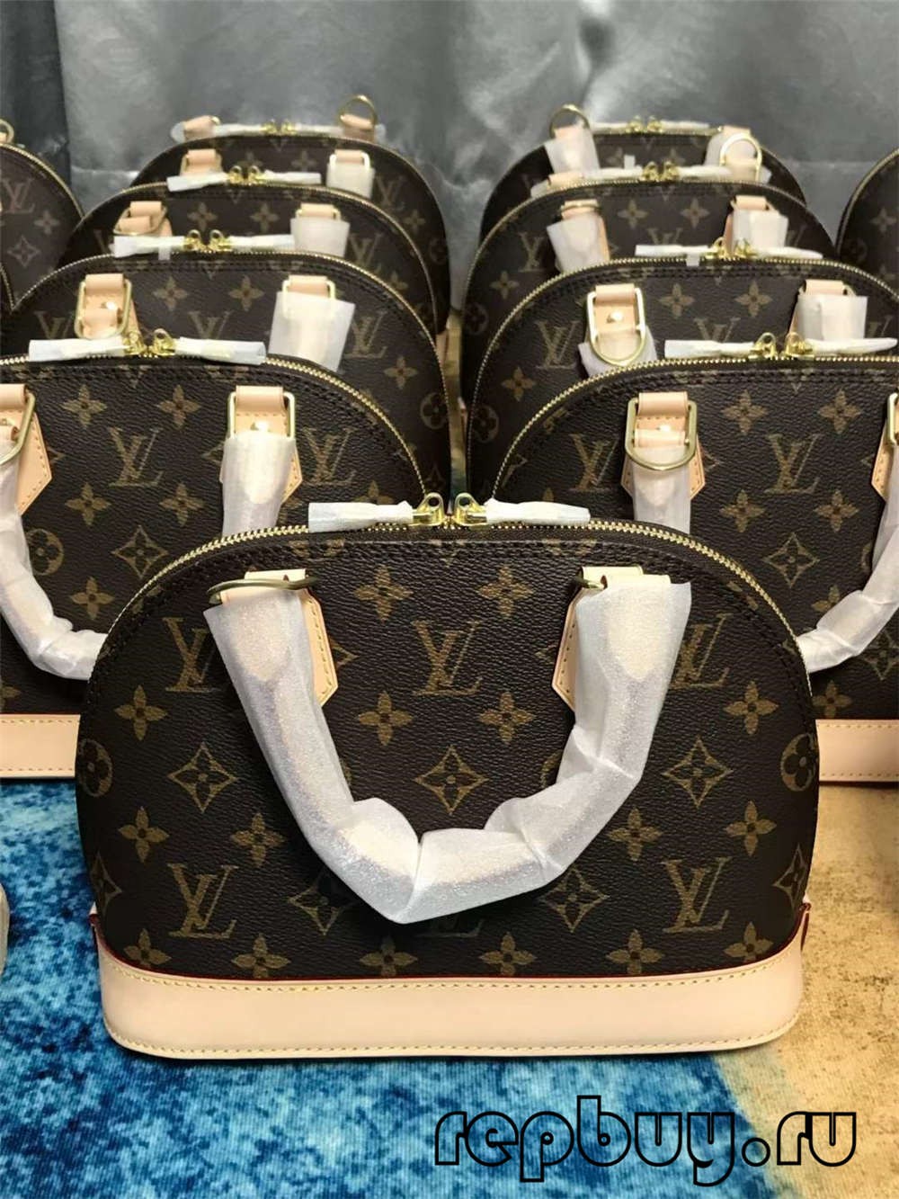 Louis Vuitton M53152 Alma BB replika tassen fan topkwaliteit (Lêste 2022)-Bêste kwaliteit Fake Louis Vuitton Bag Online Store, Replika ûntwerper tas ru