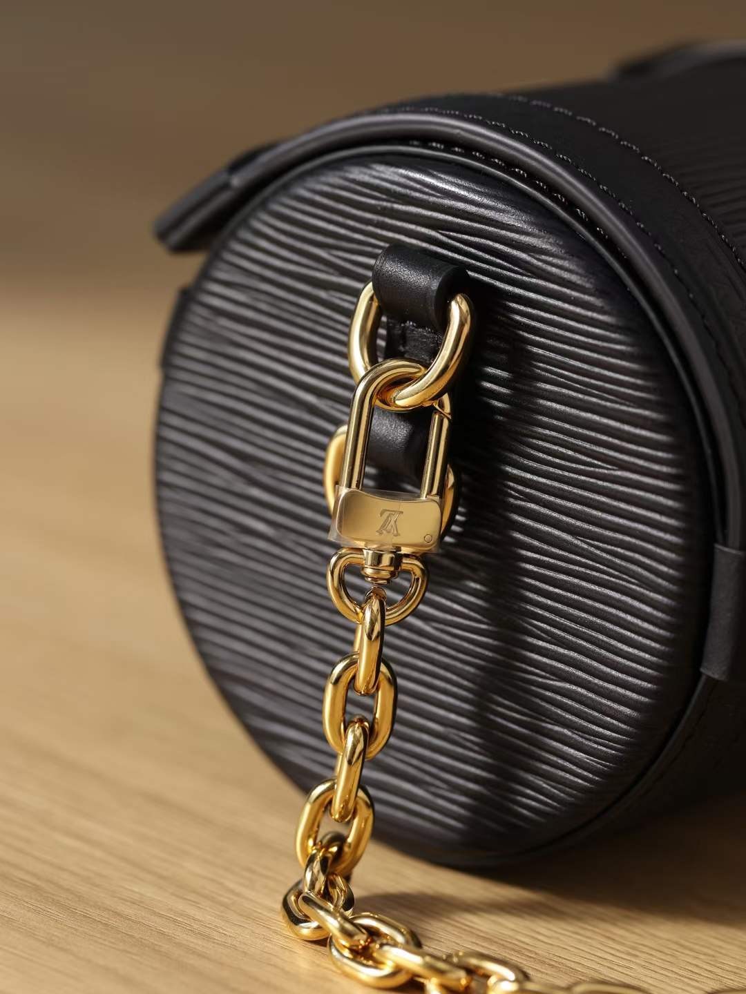 Louis Vuitton M58655 Papillon Trunk top quality replica bags (2022 Latest)-Best Quality Fake Louis Vuitton Bag Online Store, Replica designer bag ru