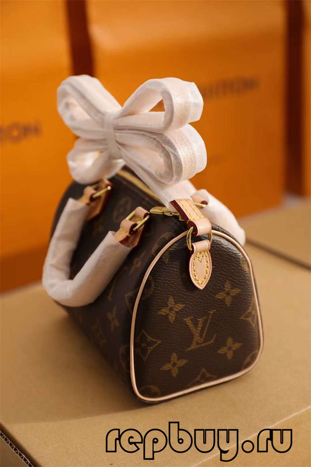 Genți replici Louis Vuitton M81085 Nano Speedy 16cm de calitate superioară (Cele mai recente 2022) - Magazin online de genți false Louis Vuitton de cea mai bună calitate, genți de replică de designer ru