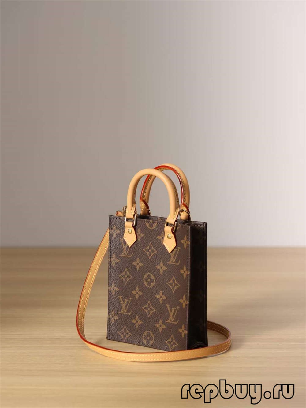 Louis Vuitton M69442 Petit Sac Plat top quality replica bags (2022 Updated)-ምርጥ ጥራት ያለው የውሸት የሉዊስ ቫንቶን ቦርሳ የመስመር ላይ መደብር፣ የተባዛ ዲዛይነር bag ru