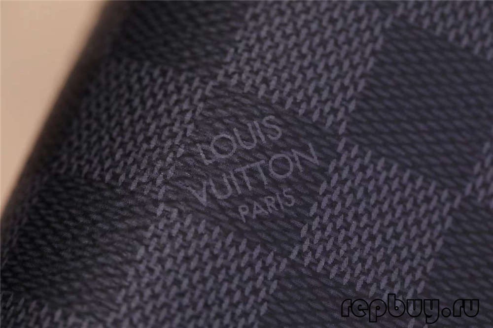 Louis Vuitton N48260 የወንዶች አጭር ቦርሳ 37 ሴ.ሜ ከፍተኛ የተባዛ ቦርሳዎች የሃርድዌር እና የዕደ-ጥበብ ዝርዝሮች (የተሻሻለው ስሪት 2022)-ምርጥ ጥራት ያለው የውሸት የሉዊስ ቫንቶን ቦርሳ የመስመር ላይ መደብር ፣ ቅጂ ዲዛይነር ቦርሳ ru