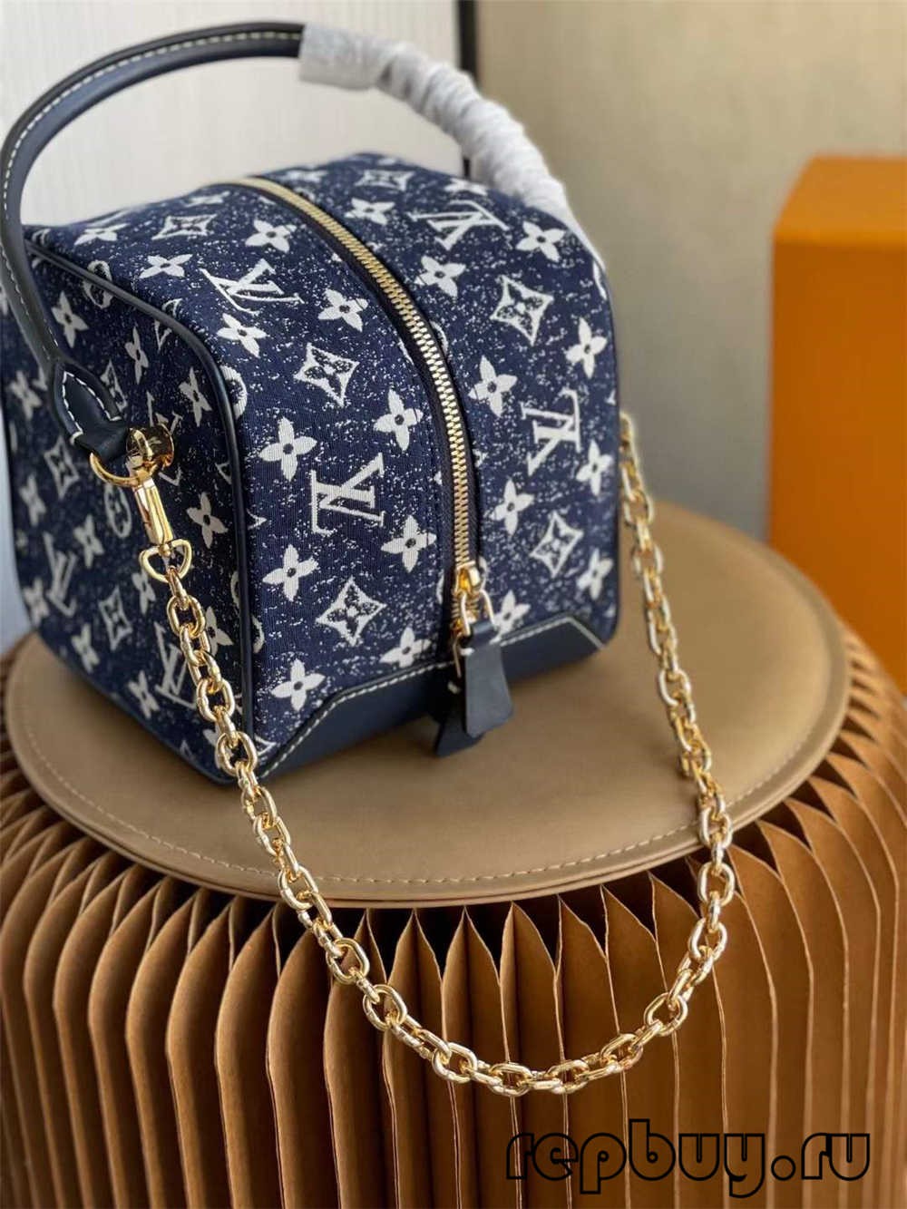Louis Vuitton SQUARE bag M59611 top quality replica bag (2022 updated)-Best Quality Fake Louis Vuitton Bag Online Store, Replica designer bag ru