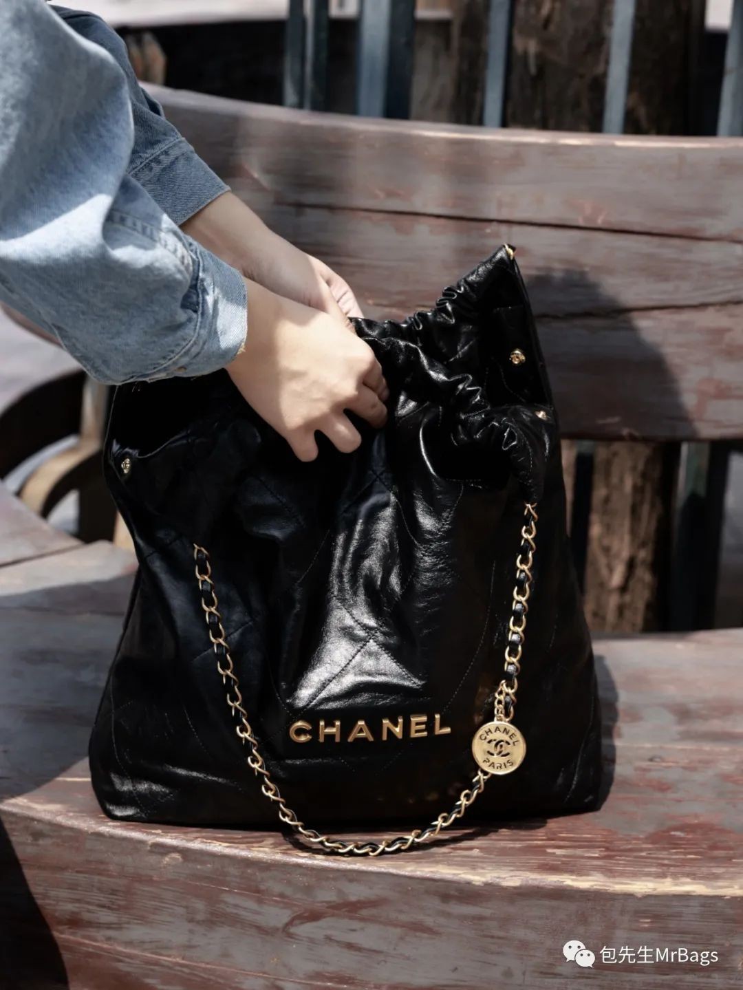 ʻO Chanel kaulana loa ʻo Chanel 22 ʻeke kiʻekiʻe kiʻekiʻe (2022 hōʻano hou ʻia)-Best Quality Fake Louis Vuitton Bag Online Store, Replica designer bag ru