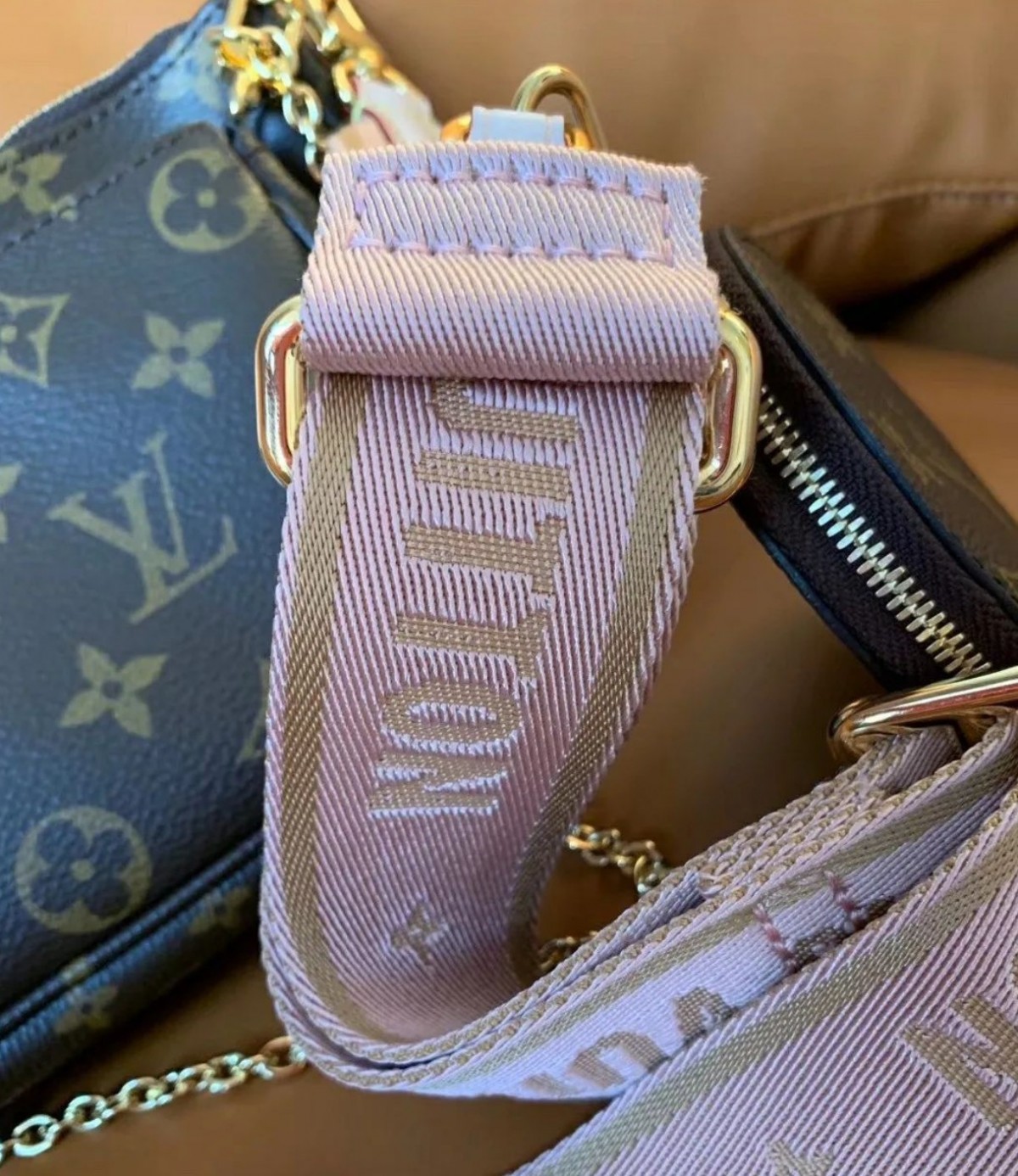 Топ Квалитет? Луј Витон MULTI POCHETTE ACCESSORIES чанта, неверојатни 139 долари? (2022 најново) - Онлајн продавница за лажни Louis Vuitton торби со најдобар квалитет, дизајнерска торба со реплика ru