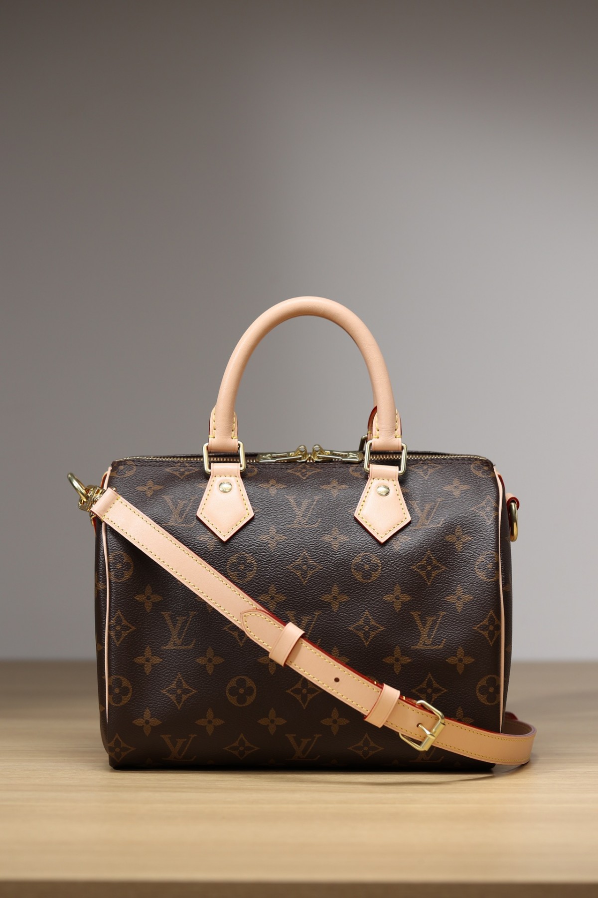 How good quality is a M41113 Speedy 25 bag? (2023 Updated)-Best Quality Fake Louis Vuitton Bag Online Store, Replica designer bag ru