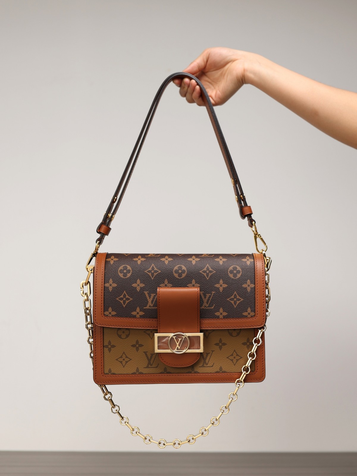 How good quality is a Shebag LV Dauphine bag（2023 Hardware updated）-Tulaga sili ona lelei Fake Louis Vuitton Bag Faleoloa i luga ole laiga, Replica designer bag ru