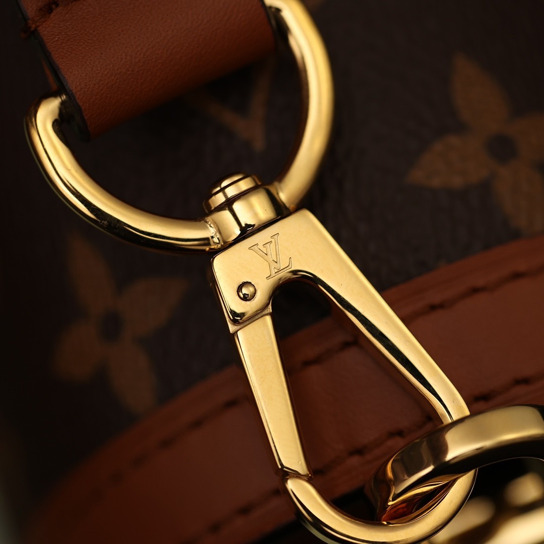 How good quality is a Shebag LV Dauphine bag（2023 Hardware updated）-Tienda en línea de bolsos Louis Vuitton falsos de la mejor calidad, réplica de bolsos de diseño ru