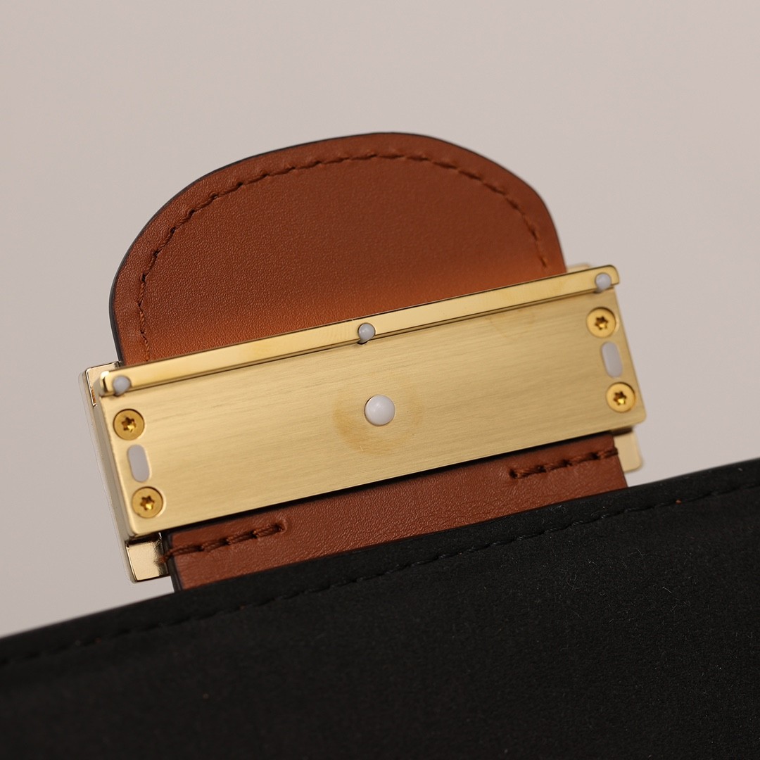 How good quality is a Shebag LV Dauphine bag（2023 Hardware updated）-Tienda en línea de bolsos Louis Vuitton falsos de la mejor calidad, réplica de bolsos de diseño ru