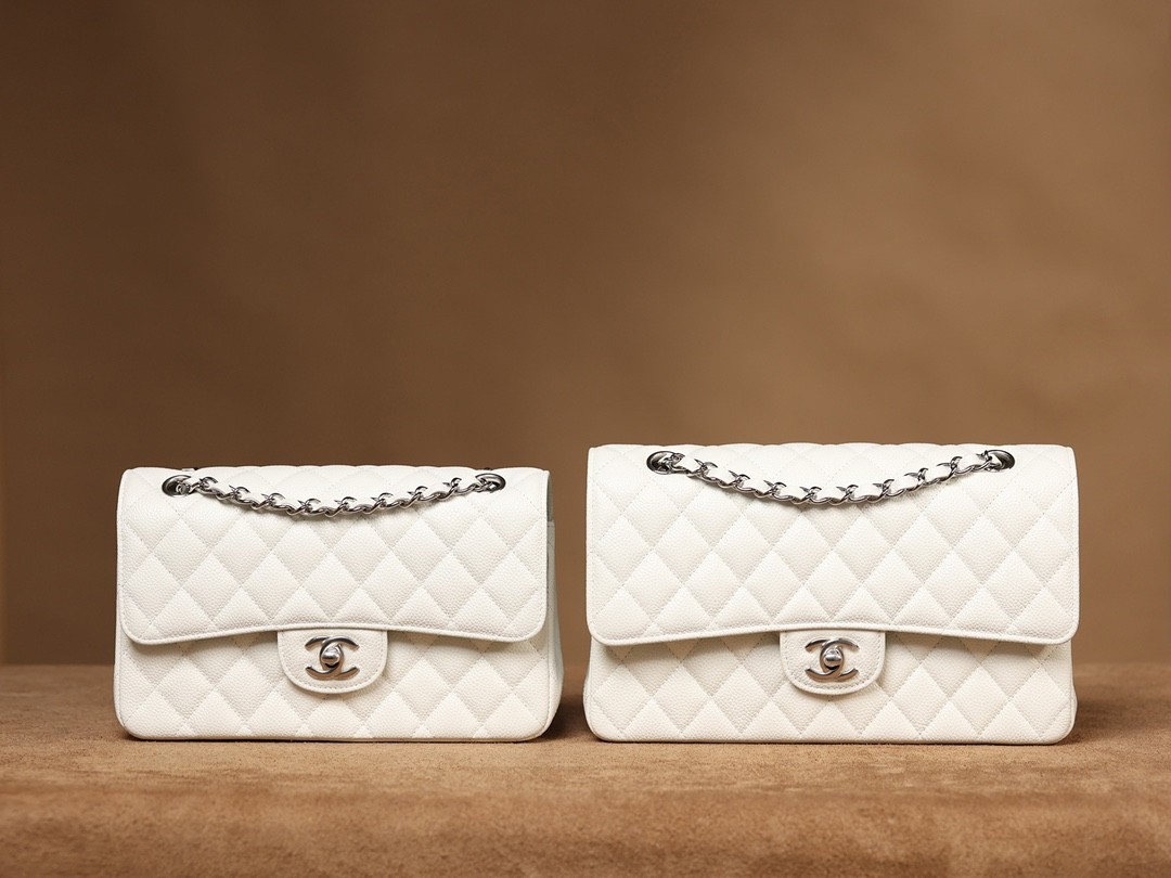 How Good quality is a Shebag White Chanel Classic Flap bag？（2023 updated）-בעסטער קוואַליטעט שווינדל לוי ווויטטאָן באַג אָנליין קראָם, רעפּליקע דיזיינער זעקל רו