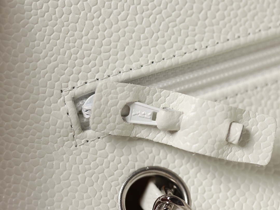 How Good quality is a Shebag White Chanel Classic Flap bag？（2023 updated）-Best Quality Fake Louis Vuitton Bag Online Store, Replica designer bag ru