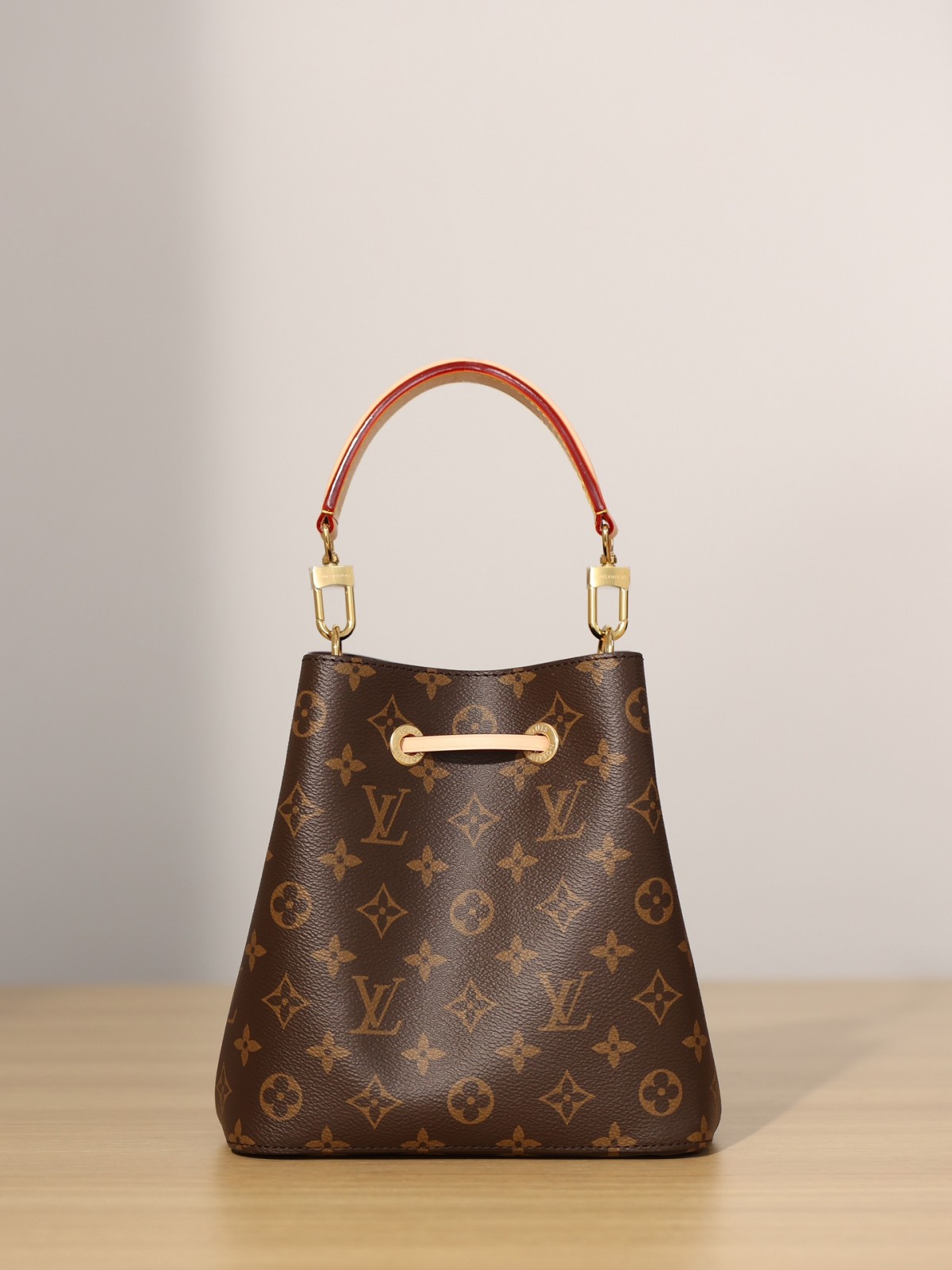How great quality is a Shebag NÉONOÉ BB bag？（2023 updated）-Dyqani në internet i çantave të rreme Louis Vuitton me cilësi më të mirë, çanta modeli kopje ru