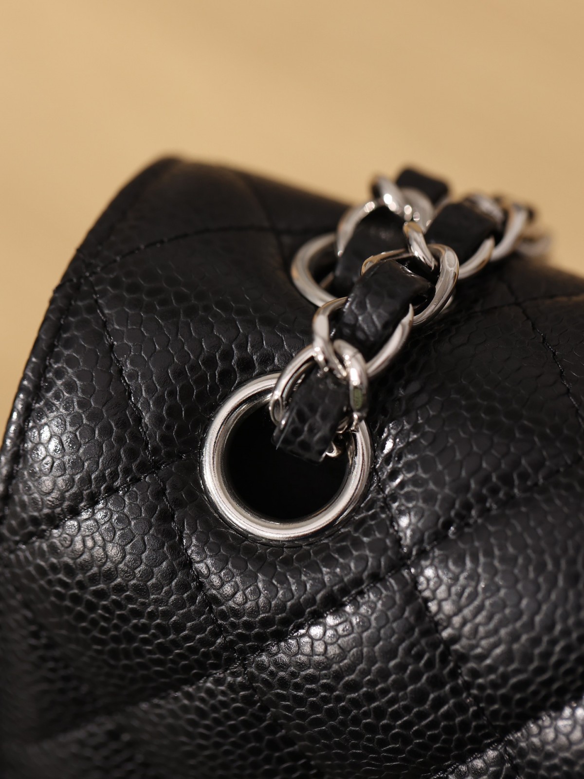 How good quality is a Shebag Chanel Classic Flap bag small size? (2023 updated)-Legjobb minőségű hamis Louis Vuitton táska online áruház, replika designer táska ru