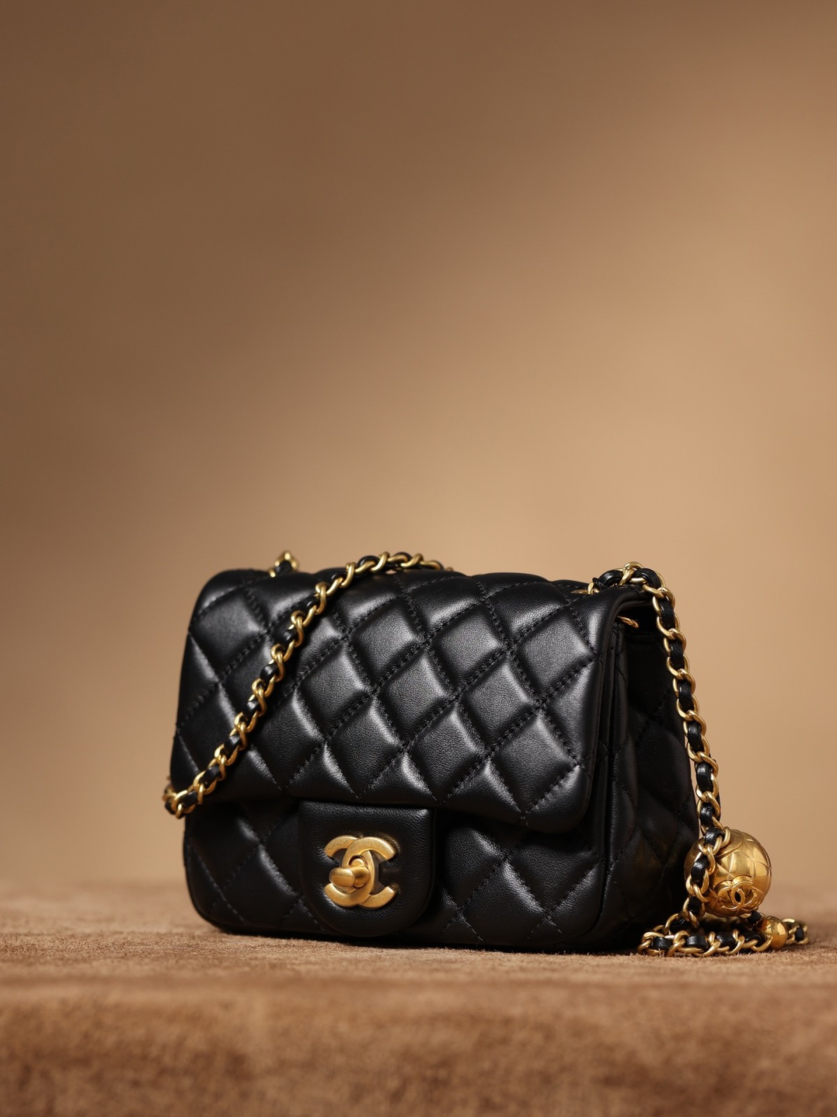 How good quality is a Shebag Chanel Classic flap mini bag of lambskin with golden ball（2023 Week 35）-Լավագույն որակի կեղծ Louis Vuitton պայուսակների առցանց խանութ, Replica դիզայներական պայուսակ ru